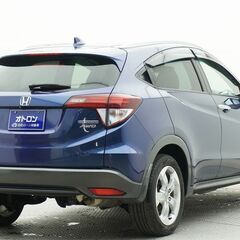 【自社ローン対応】ホンダ ヴェゼル　ハイブリッド 　Ｘ　Ｌパッケージ　バックカメラ　シートヒーター　LEDヘッドライトの画像