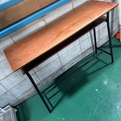 テーブル　机の画像