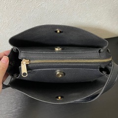 お話中　ショルダーバック　黒の画像