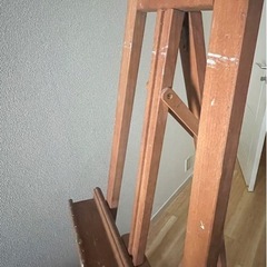 イーゼルスタンドの画像