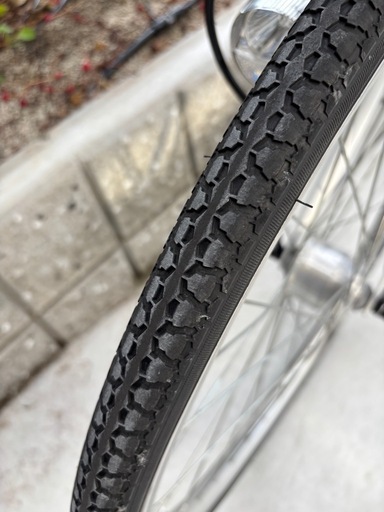 【受け渡し予定者決定】【フルメンテナンス済】【タイヤ新品交換済】シティーサイクル ママチャリ  白