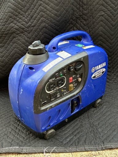 ヤマハ　インバーター発電機EF900iS