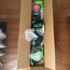 新品未使用　草刈り機　コードレス　お手軽の画像