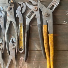 プライヤーの画像