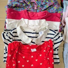 【11/3までの購入希望者500円引】3〜4歳100センチ15点+おまけ4点　秋冬服の足しにしてください！の画像