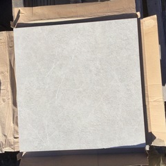 イタリアンタイル　600角　