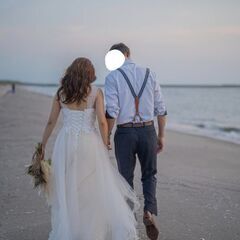 編み上げタイプウェディングドレスの画像