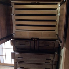 無料❗️桐たんすの画像