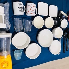 食器、ミキサーの画像