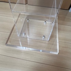 アクリルタワーラックの画像
