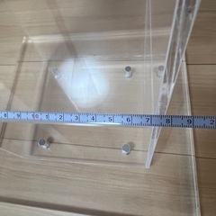 アクリルタワーラックの画像