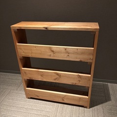 木製棚の画像