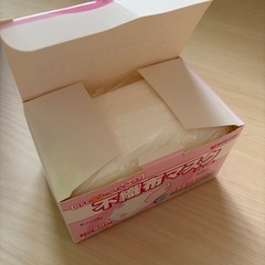 新品未使用　マスク　不織布マスク　小さめの画像