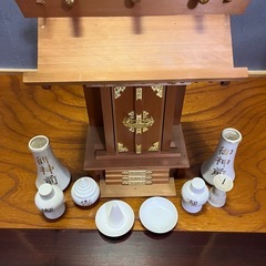 ◼️取引中　
🉐✨神棚 中神明 神具のセットの画像