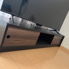 テレビボードの画像