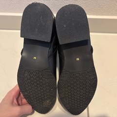 アルファキュービック ミドルブーツ ブラックの画像