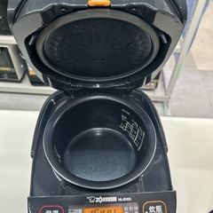 【象印 炊飯器】【3合炊き】2023年製★クリーニング済み/6ヶ月保証付き【管理番号11101】横の画像