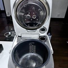 IH炊飯器 2018年製の画像
