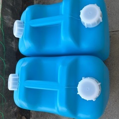 石油ストーブ⭐︎新品ファンヒーター付属品付き！の画像