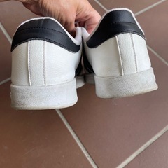 adidas スニーカー　24.5㌢の画像
