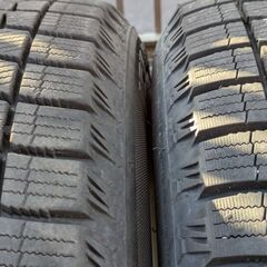 工賃込み　２０２２年ブリヂストン製冬タイヤ２０５／６０Ｒ１６　４本セットの画像