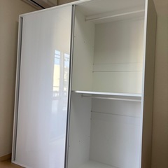 ディノス　引き戸クローゼットの画像