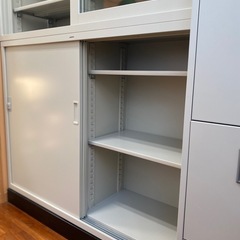 キャビネット3点セットビジネス保管用の画像