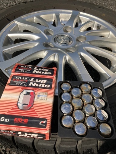 取引中　205/65R15 ホイール付スタッドレスタイヤ4本セット　ステップワゴン