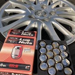 205/65R15 ホイール付スタッドレスタイヤ4本セット　ステップワゴンの画像