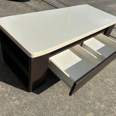 ニトリ　引出付きのセンターテーブル　120cm幅です。の画像