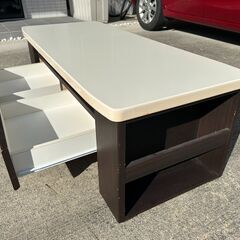 ニトリ　引出付きのセンターテーブル　120cm幅です。の画像