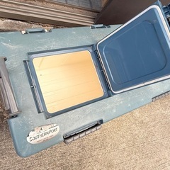 お話中クーラーボックスの画像