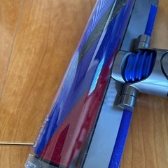 ダイソン　v8 slim 
fluffy掃除機の画像