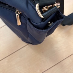 GU ショルダーバッグの画像