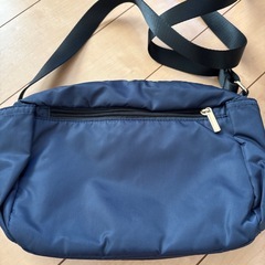 GU ショルダーバッグの画像