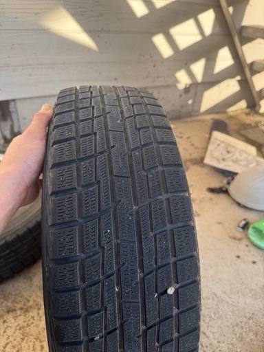 スタッドレス タイヤ　ice guard 175/70R14