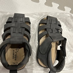 アカチャンホンポ　子供用サンダル　14センチ　グレーの画像
