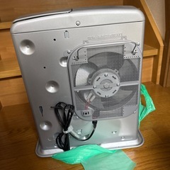 ダイニチ　灯油ストーブの画像