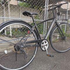 ２７インチのクロスバイクです。前後タイヤ新品、ＬＥＤオートライト、外装７段ギア付です。の画像