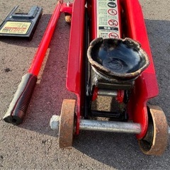 フロアジャッキ　の画像