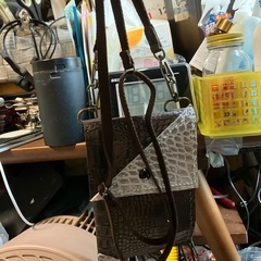 本革、合皮携帯ぽポシェットの画像