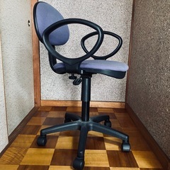 【無料】オフィスチェア青の画像