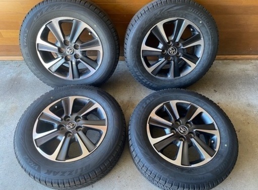 トヨタ純正ホイール 6-15+50 114.3-5H 205/65R16 VRX2