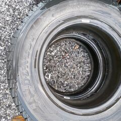 スタッドレス タイヤの画像