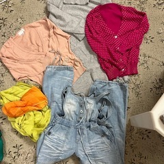 至急‼️引き取り限定‼️ユニクロ、H&Mなど未着あり！の画像