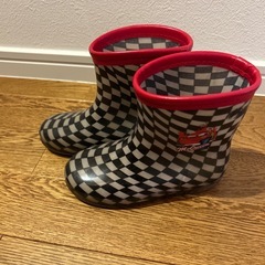 スニーカー　長靴の画像