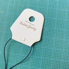 新品未使用 ビーズのキーホルダー ひよこ キラキラの画像