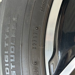 ランドクルーザー200 スタッドレスタイヤホイールセット4本セット285/50/20 20インチ　 の画像