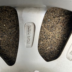 スタットレスタイヤ・ホイールセット 4本の画像