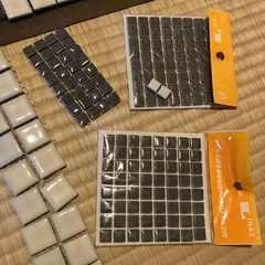 タイル工作用　未使用品と使った残りがあります。の画像